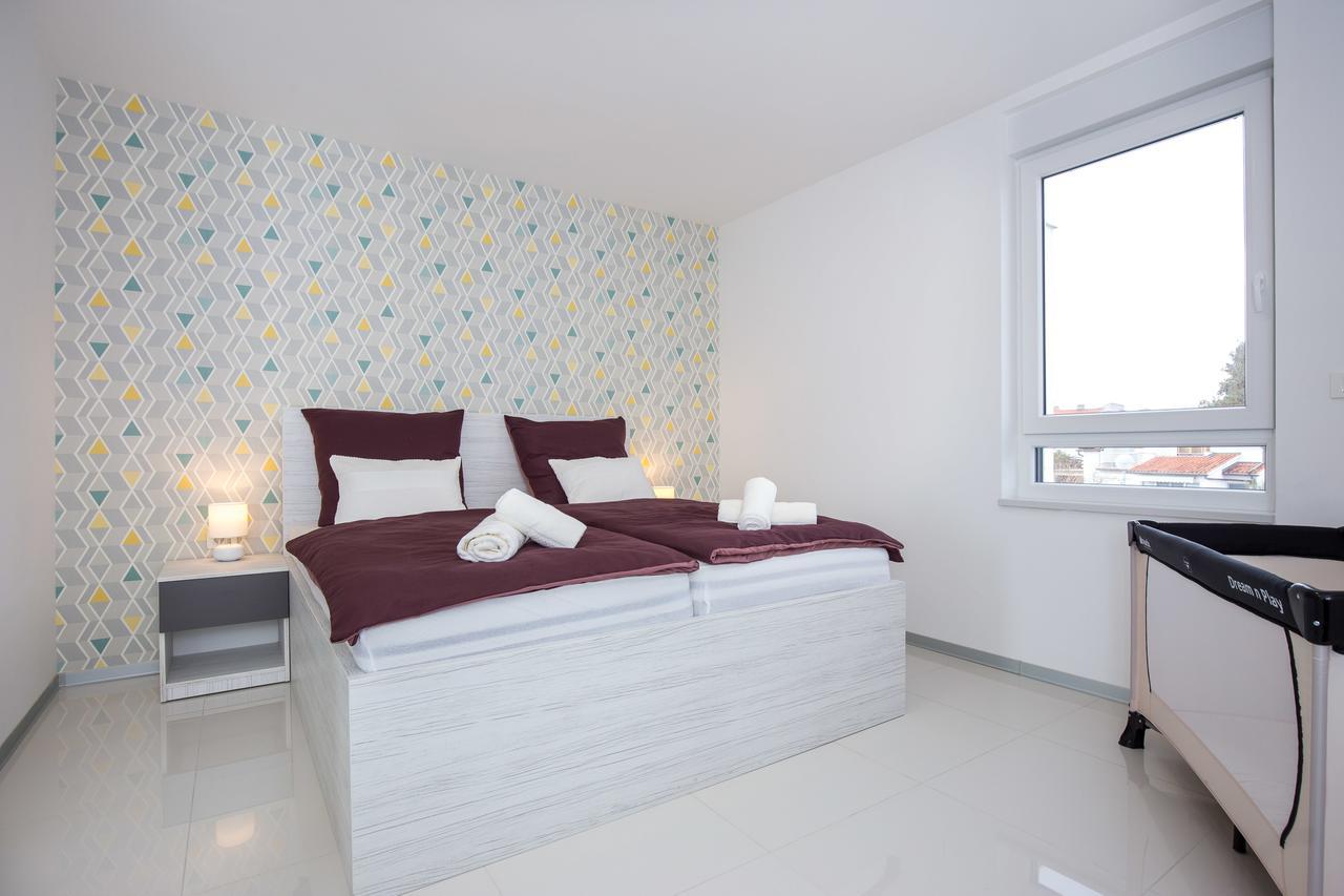 Orfeo Apartamento Krk Town Exterior foto